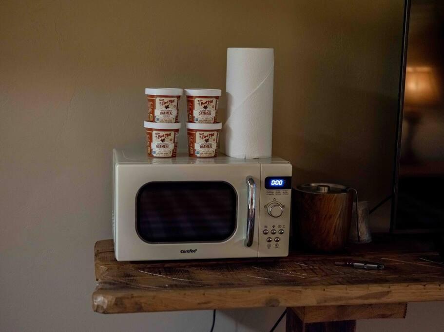 Stonegate Lodge King Bed Wifi 50 In Roku Tv Salt Water Pool Room # 101 Eureka Springs Luaran gambar